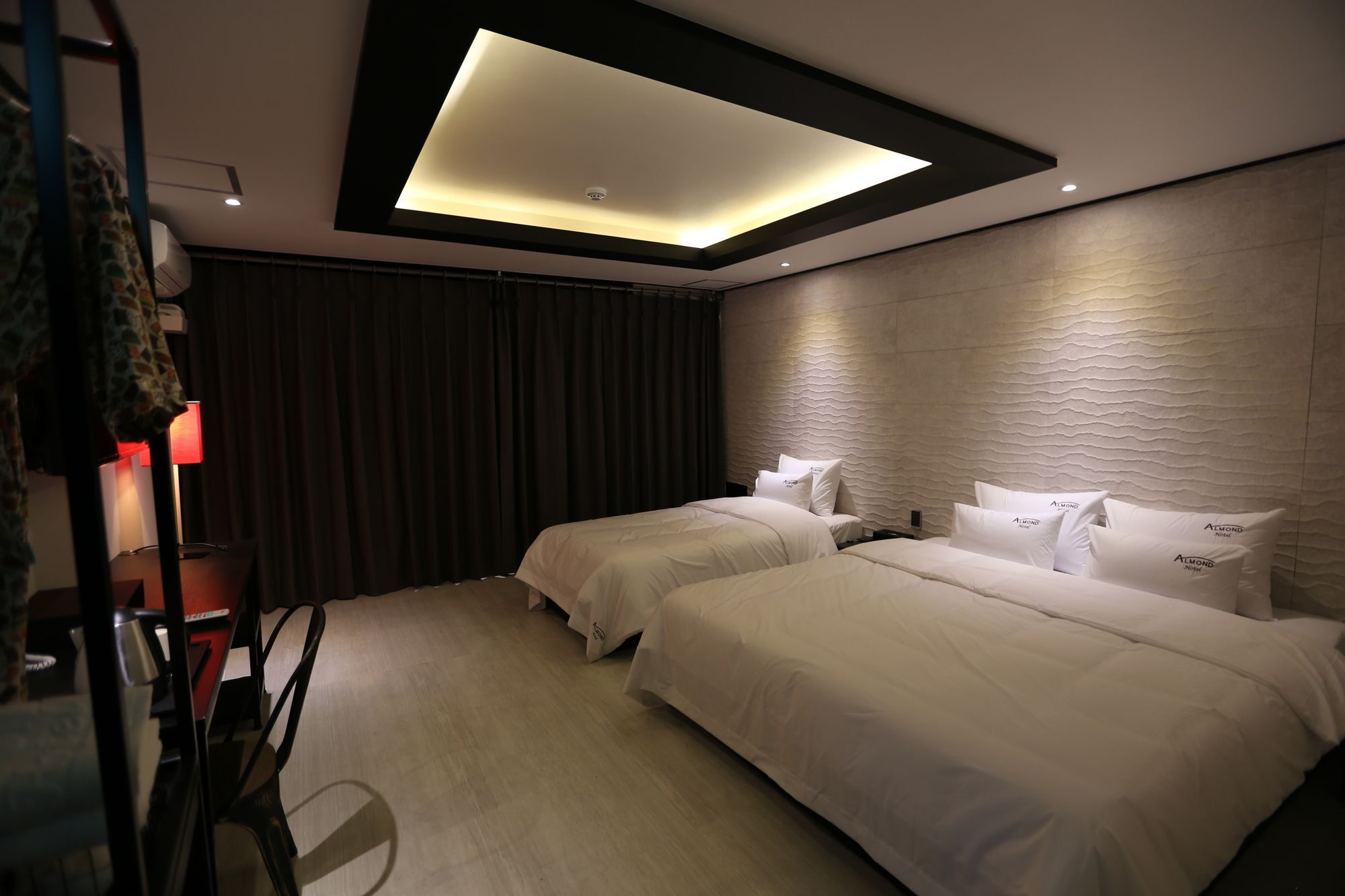 Almond Hotel Gupo Station Busan Buitenkant foto