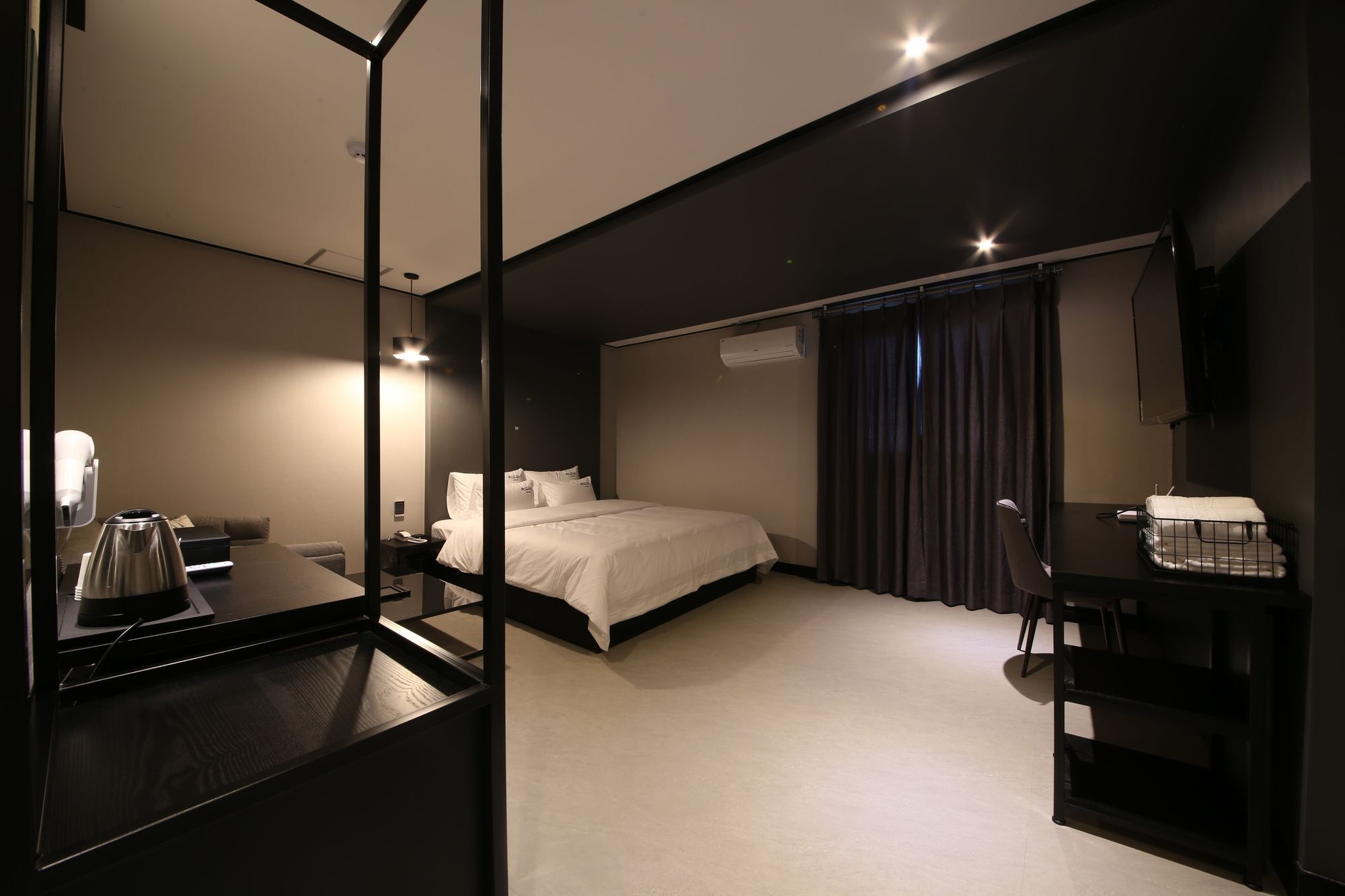 Almond Hotel Gupo Station Busan Buitenkant foto